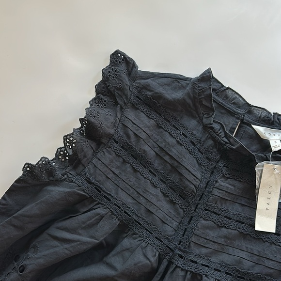 Adiva Black Sleeveless Top - Picture 5 of 7